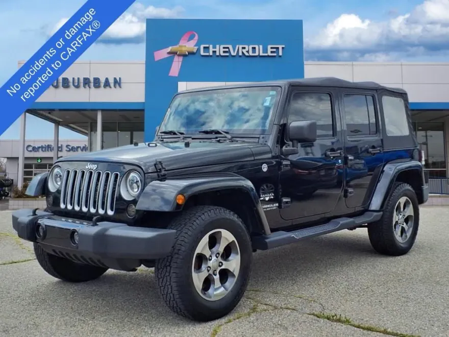 2017 Jeep Wrangler Unlimited Sahara photo 1