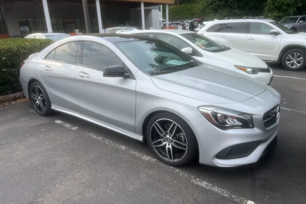 2019 Mercedes Benz CLA 250 photo 1