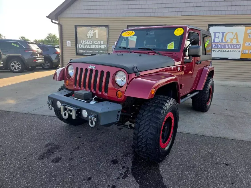 2012 Jeep Wrangler Sahara photo 1