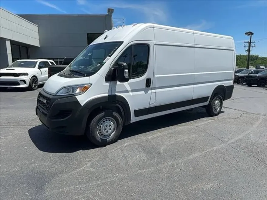 2024 Ram ProMaster 2500 photo 1