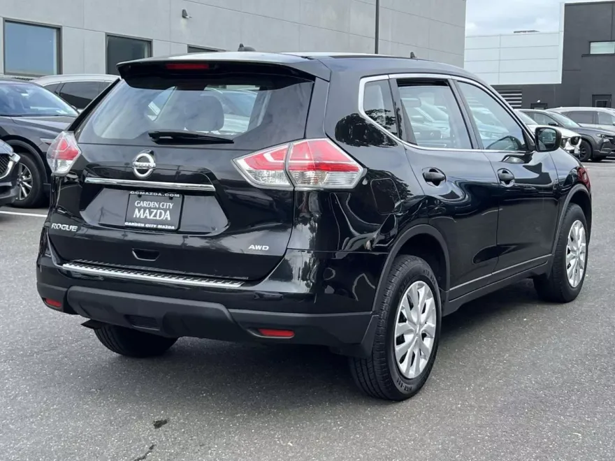 2016 Nissan Rogue S photo 1