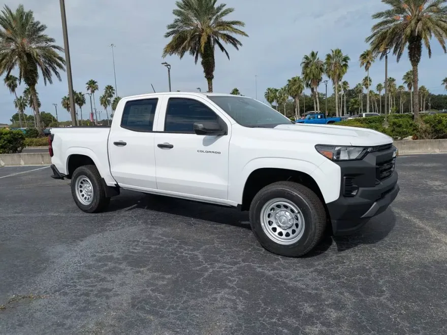 2026 Chevrolet Colorado Work Truck photo 1
