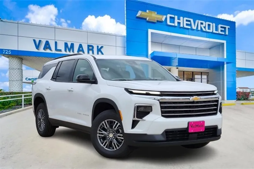 2025 Chevrolet Traverse photo 1