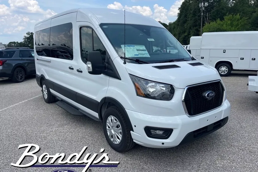 2025 Ford Transit Passenger XLT photo 1