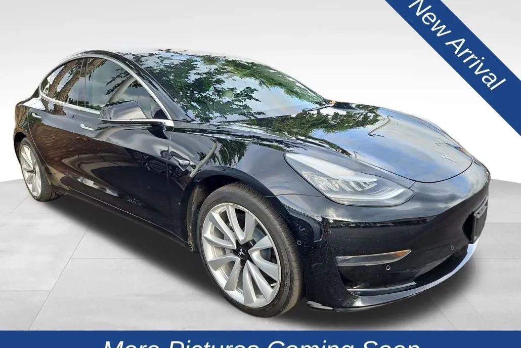 2018 Tesla Model 3 Long Range photo 1