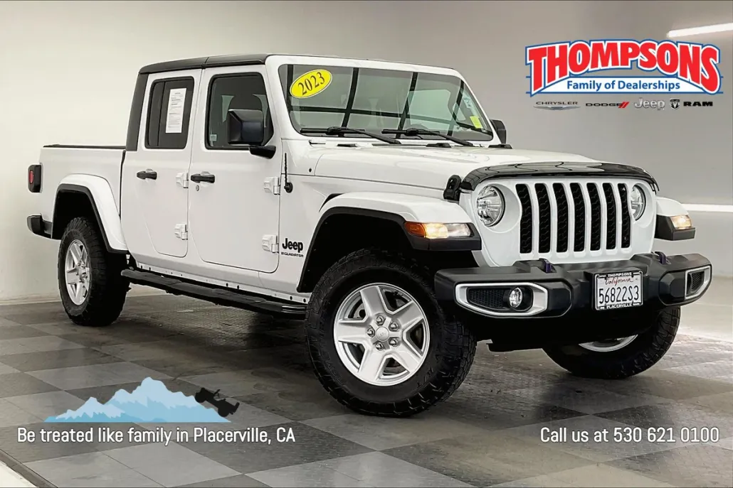 2023 Jeep Gladiator Sport photo 1