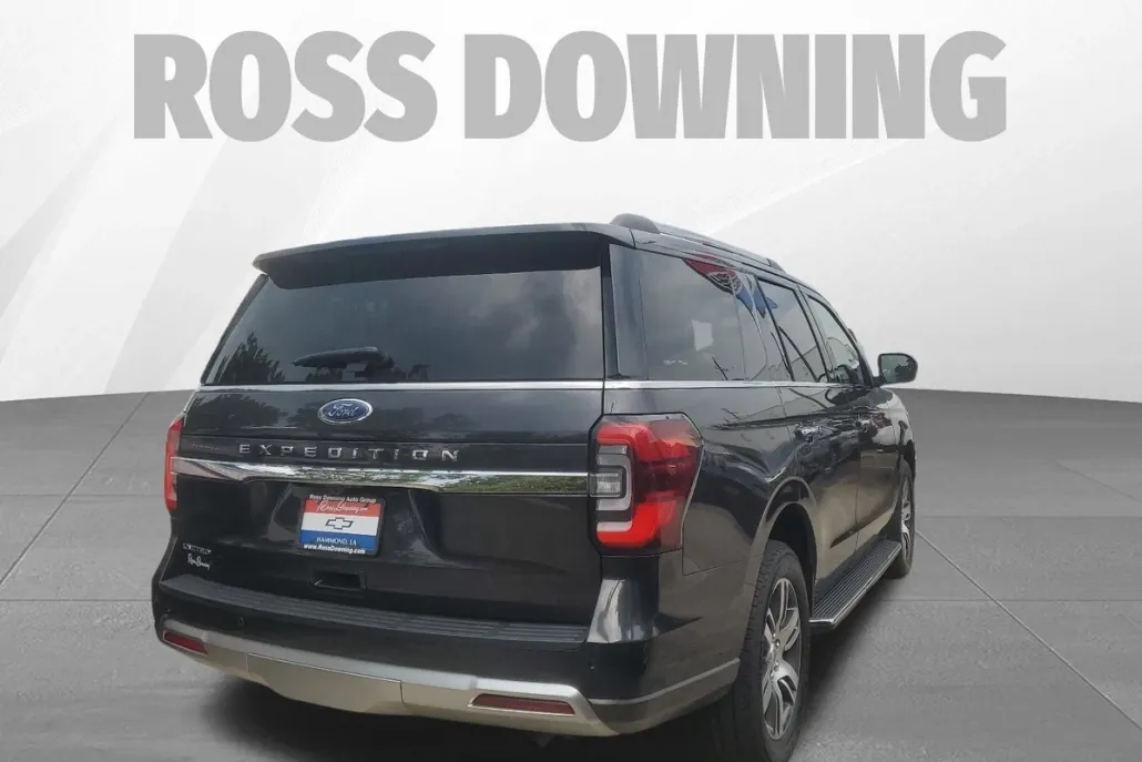 2023 Ford Expedition Limited photo 1