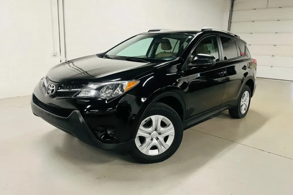2013 Toyota RAV4 LE Sport photo 1