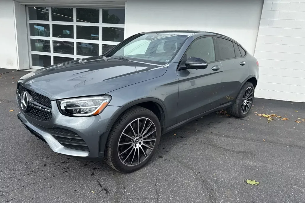 2022 Mercedes Benz GLC 300 Coupe photo 1
