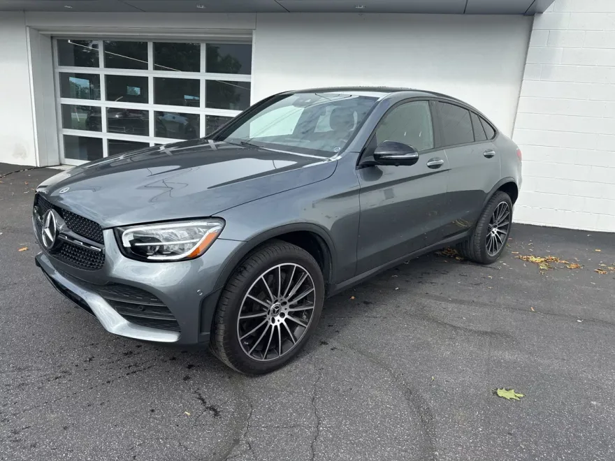 2022 Mercedes Benz GLC 300 Coupe photo 1