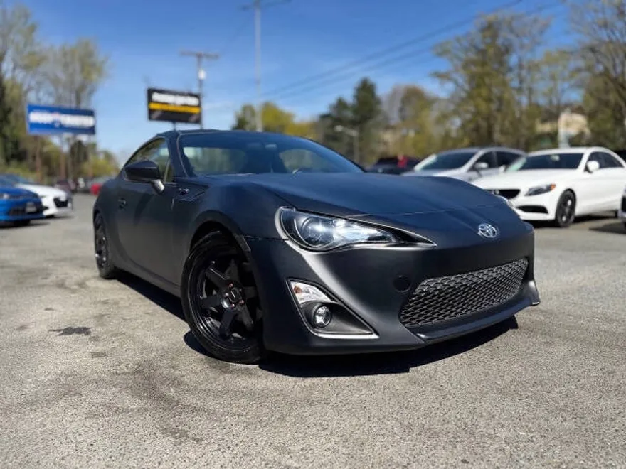 2016 Scion FR-S photo 1