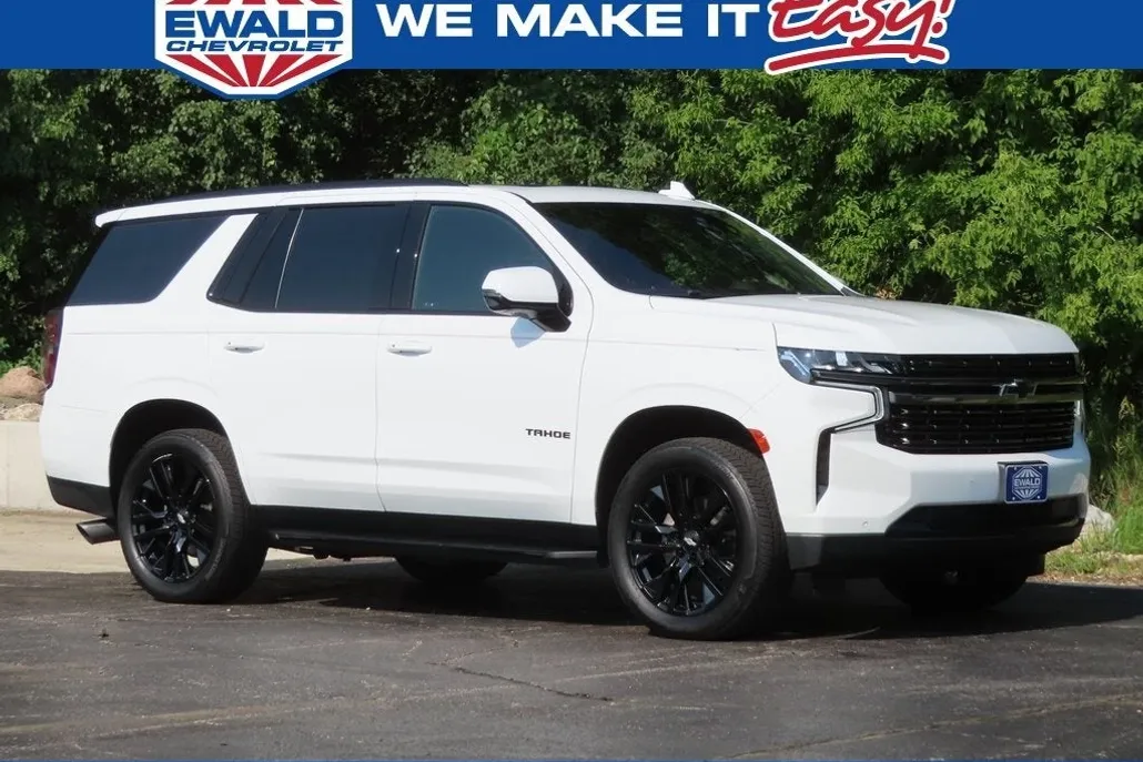 2022 Chevrolet Tahoe RST photo 1