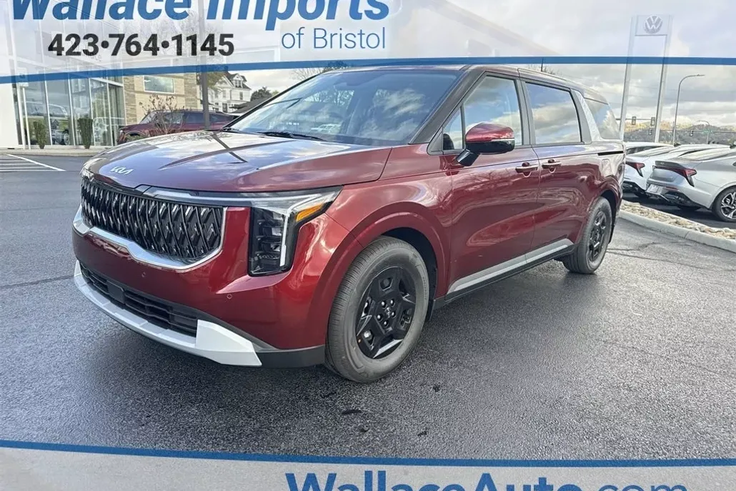 2025 Kia Carnival LXS photo 1