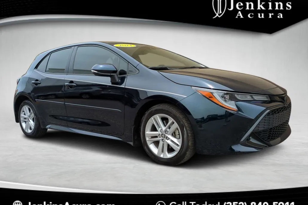 2021 Toyota Corolla SE photo 1