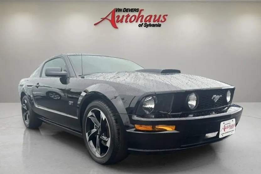 2007 Ford Mustang GT Deluxe photo 1