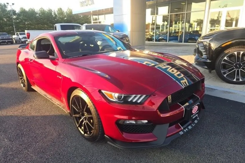 2018 Ford Mustang Shelby GT350 photo 1