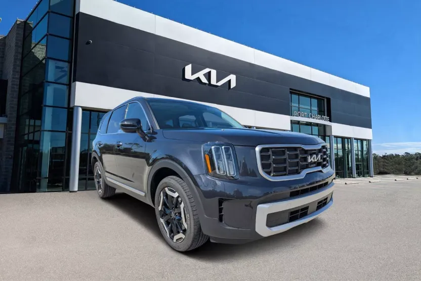2025 Kia Telluride S photo 1