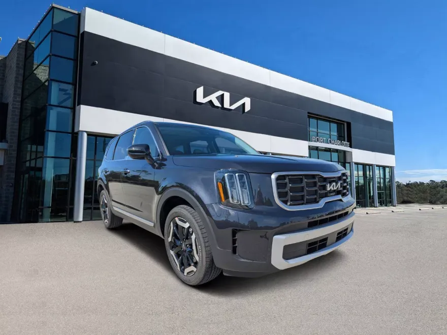 2025 Kia Telluride S photo 1