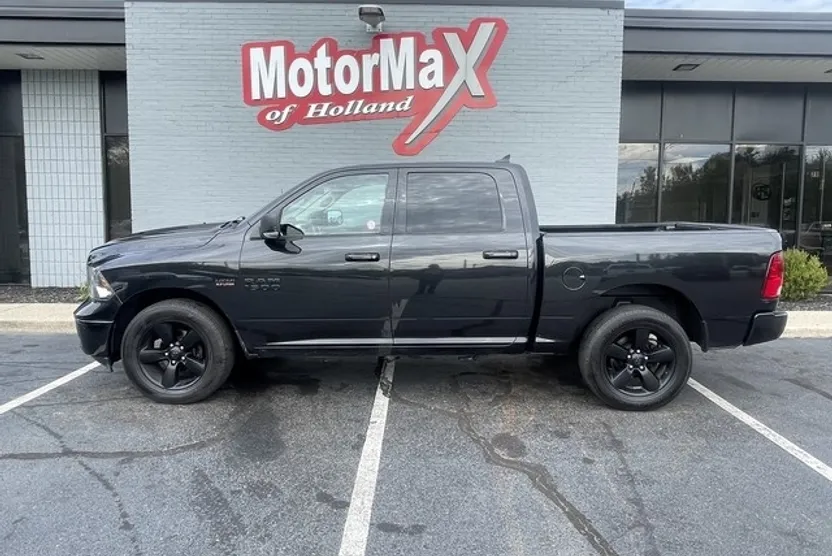 2018 Ram 1500 Big Horn photo 1