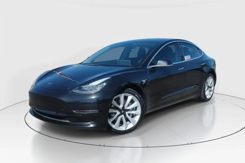 2018 Tesla Model 3 Long Range photo 1