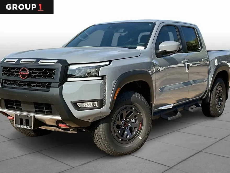 2026 Nissan Frontier PRO-4X photo 1