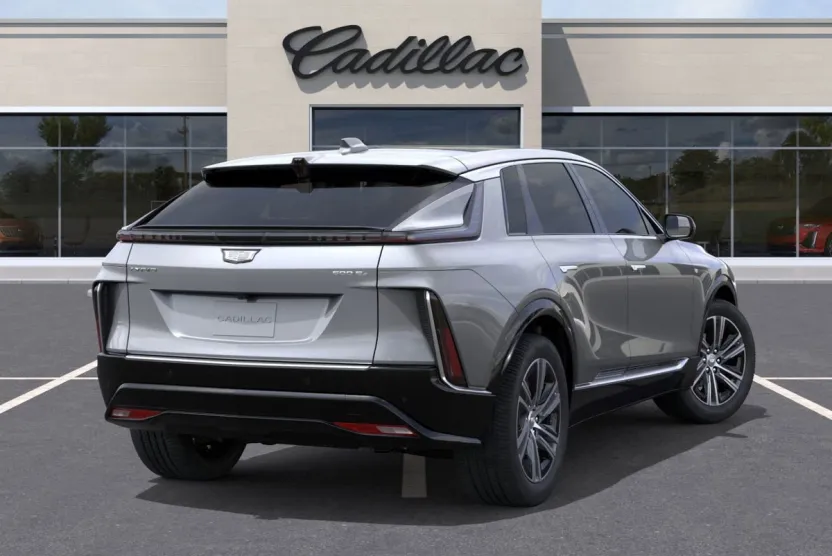 2025 Cadillac Lyriq Luxury photo 1