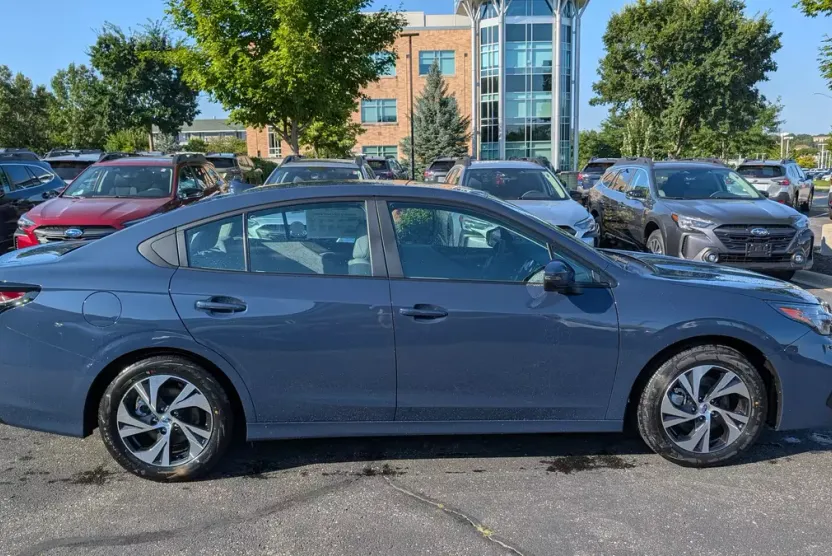 2025 Subaru Legacy Premium photo 1
