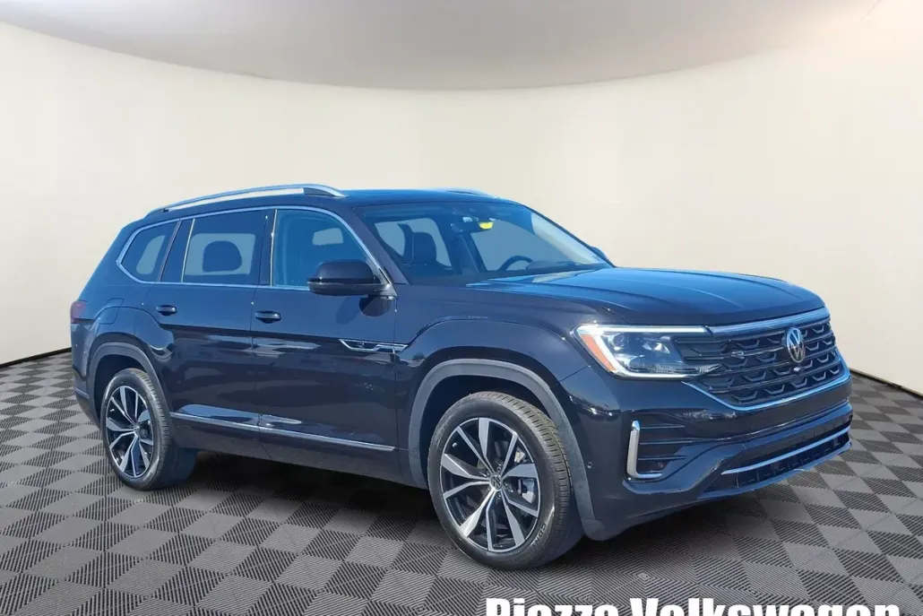 2025 Volkswagen Atlas SEL Premium R-Line photo 1