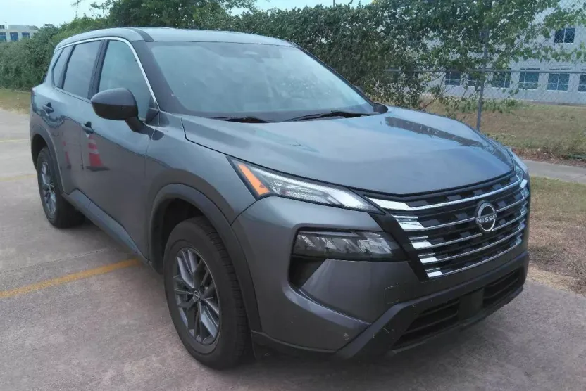 2024 Nissan Rogue S photo 1