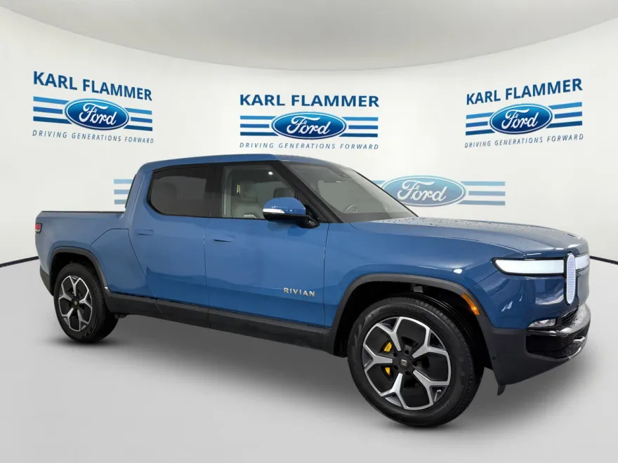 2022 Rivian R1T Adventure photo 1