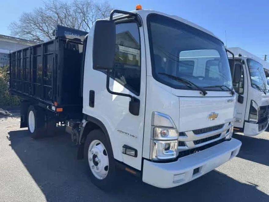 2025 Chevrolet Silverado 4500HD photo 1