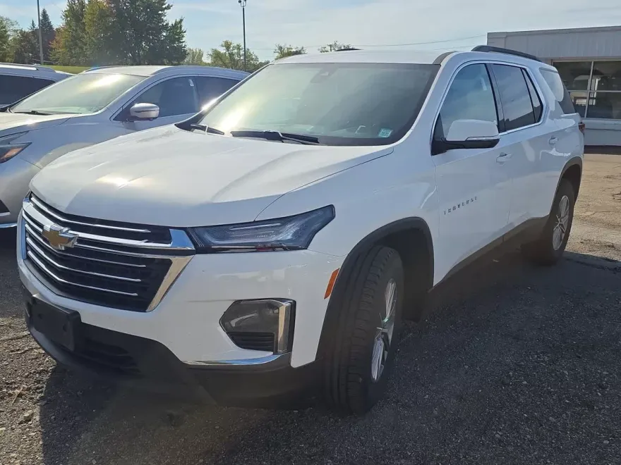 2022 Chevrolet Traverse Cloth photo 1
