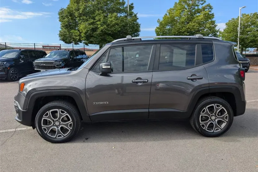 2018 Jeep Renegade Limited photo 1