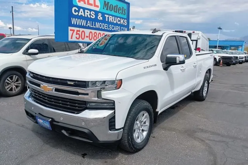 2020 Chevrolet Silverado 1500 LT photo 1