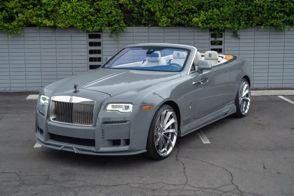 2017 Rolls Royce Dawn RR6 photo 1