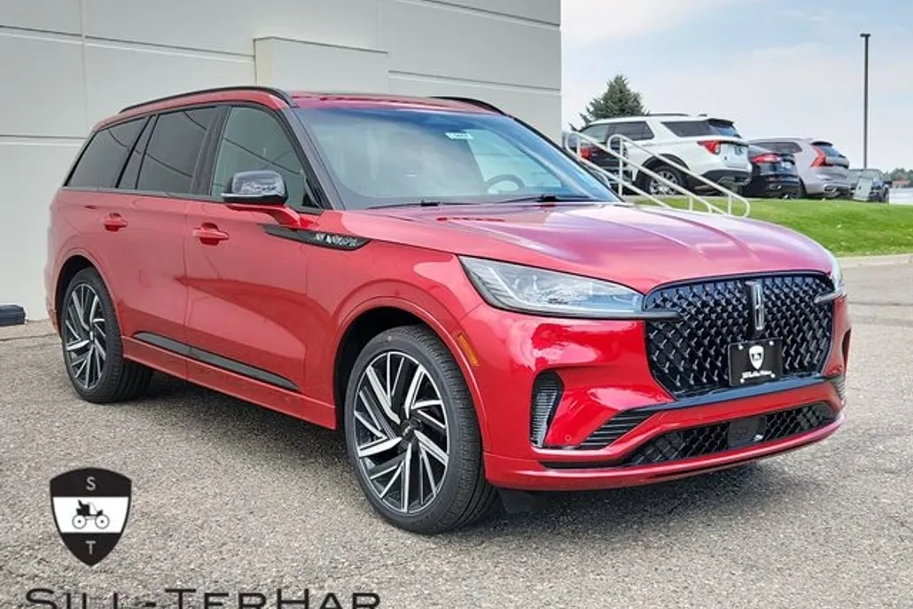 2025 Lincoln Aviator Black Label photo 1