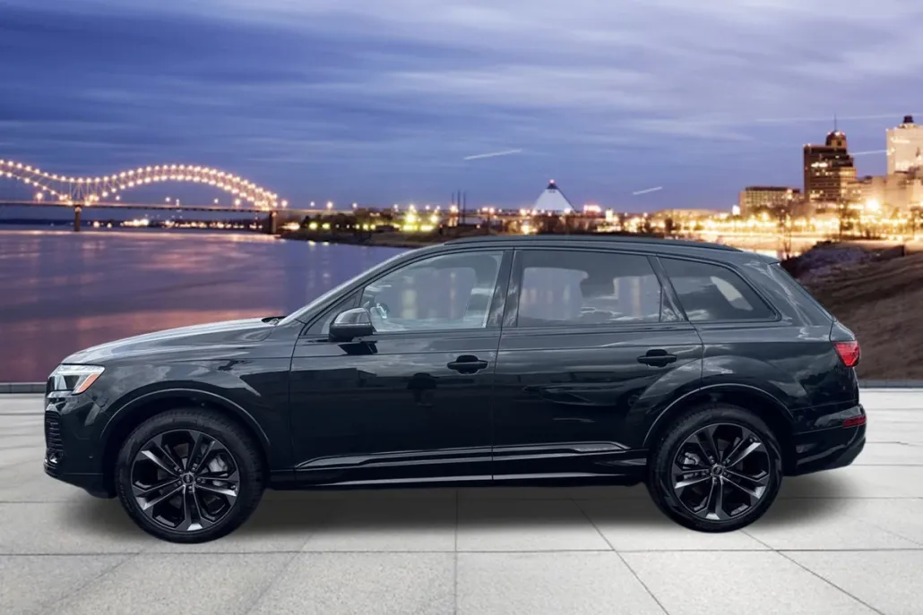2025 Audi Q7 55 Premium Plus photo 1