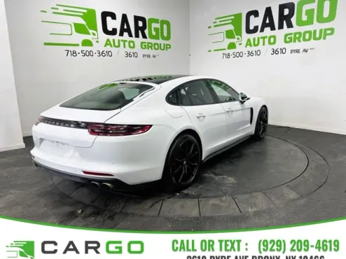 2017 Porsche Panamera 4S photo 4