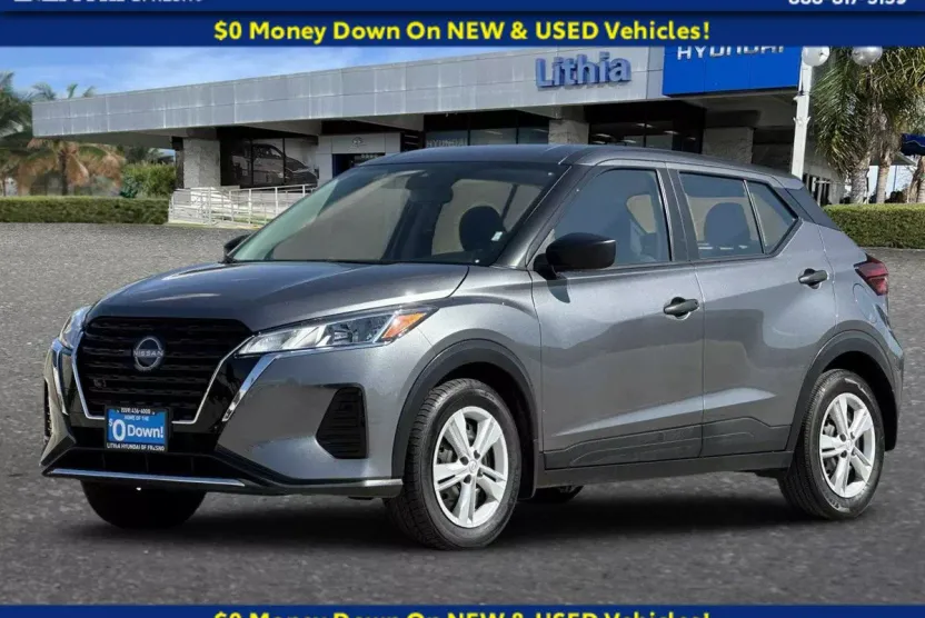 2023 Nissan Kicks S photo 1