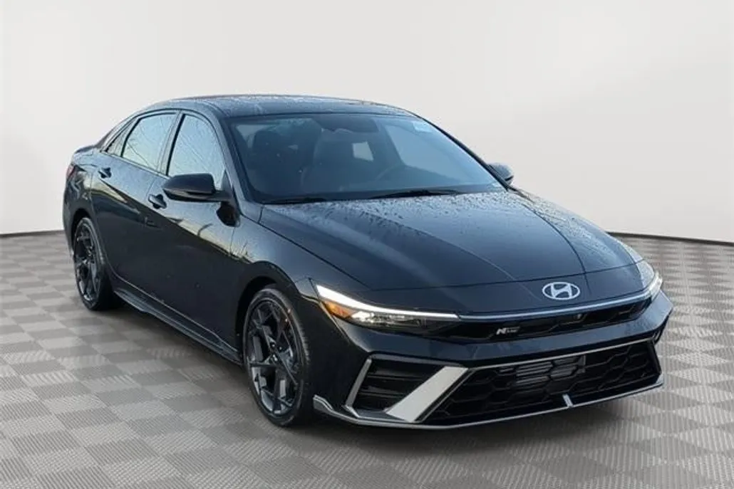 2025 Hyundai Elantra N Line photo 1