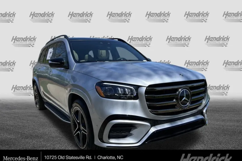 2025 Mercedes Benz GLS 450 4MATIC photo 1