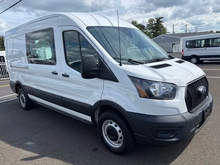 2023 Ford Transit photo 1