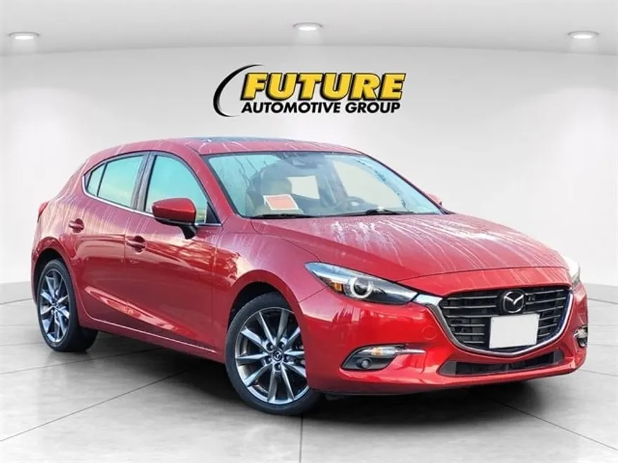 2018 Mazda Mazda3 Grand Touring photo 1