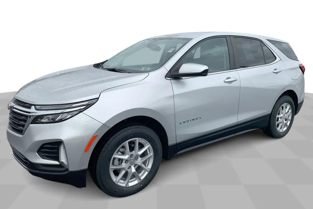 2022 Chevrolet Equinox LT photo 1