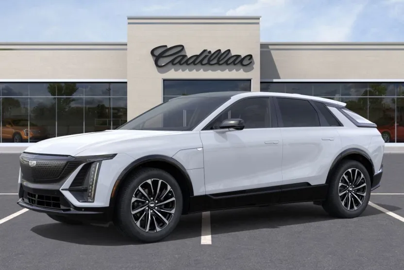 2026 Cadillac Lyriq Sport photo 1