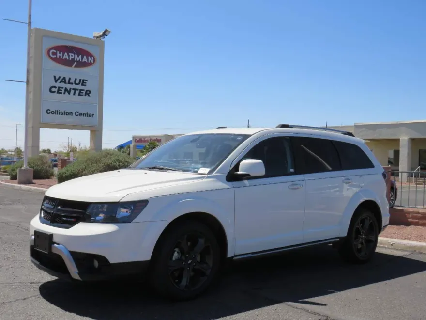 2020 Dodge Journey Crossroad photo 1