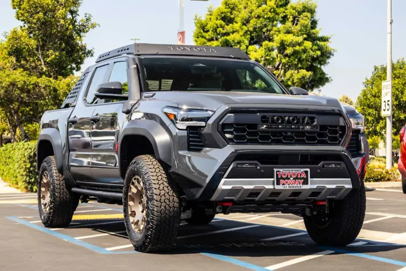 2025 Toyota Tacoma Trailhunter Double Cab photo 1