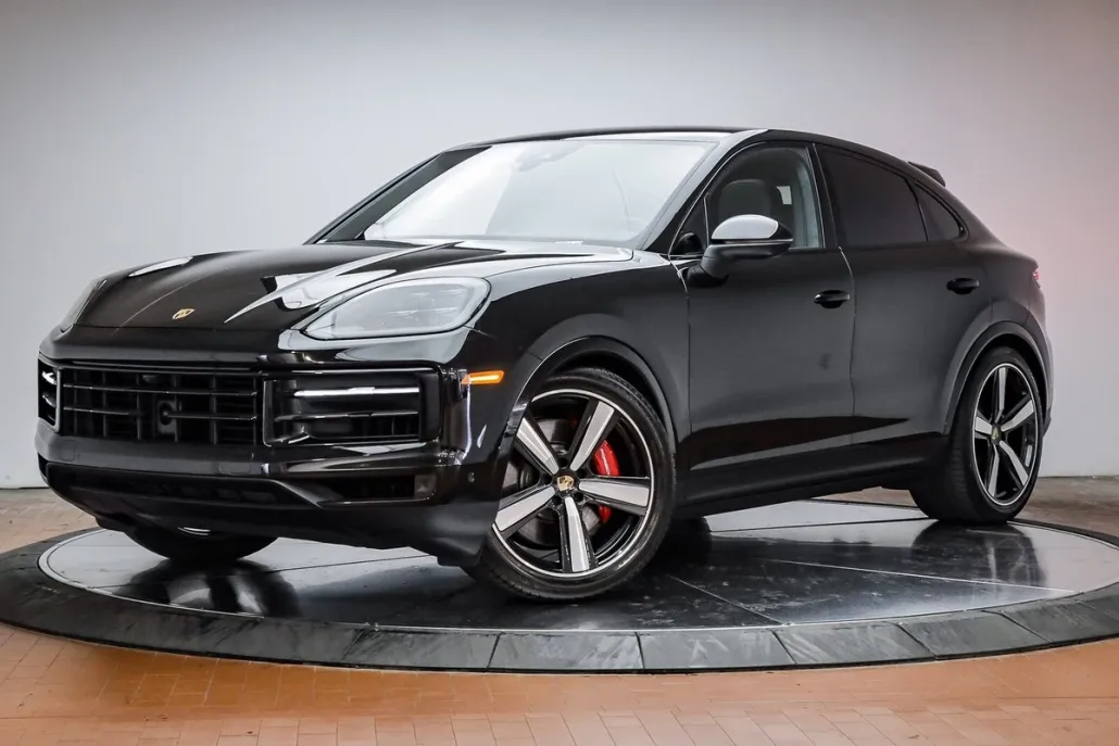 2025 Porsche Cayenne Coupe S photo 1