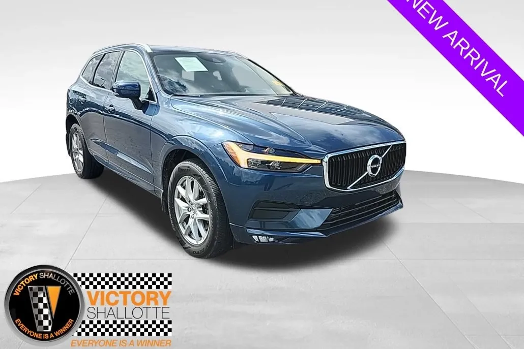 2021 Volvo XC60 T5 Momentum photo 1
