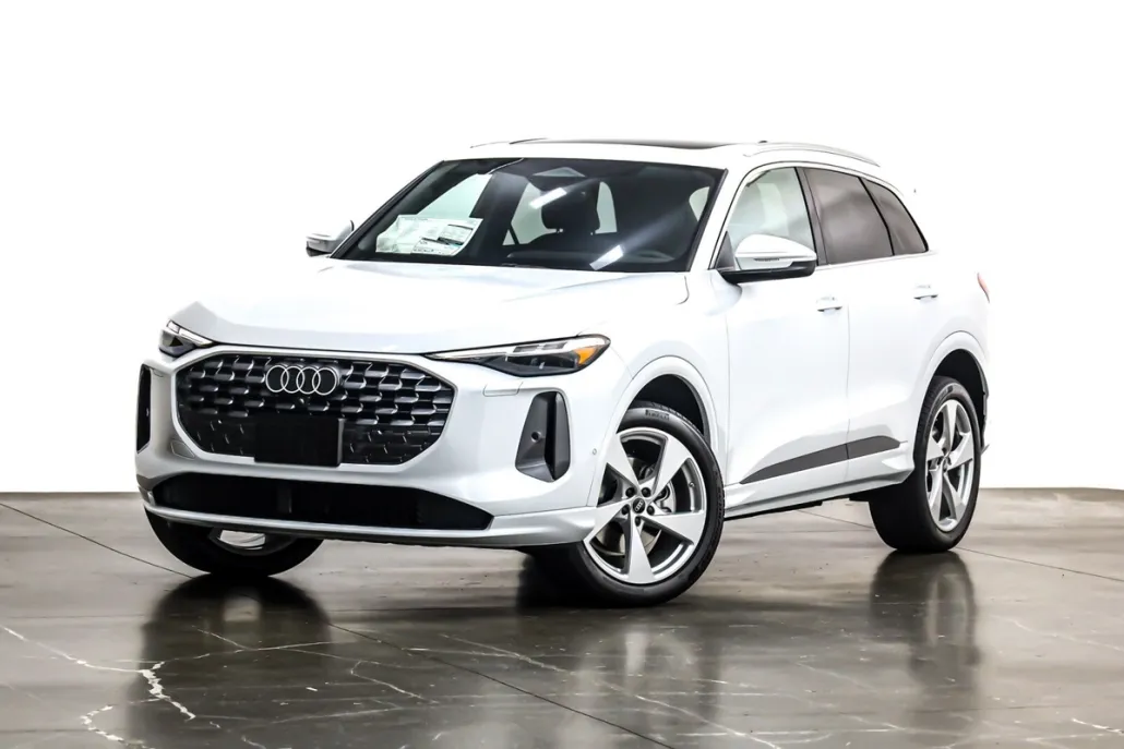 2025 Audi Q5 Premium Plus photo 1